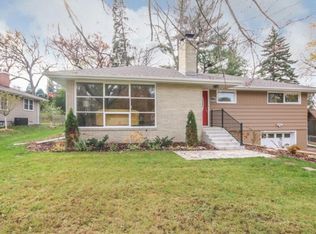 1359 Hillcrest Dr NE, Fridley, MN 55432