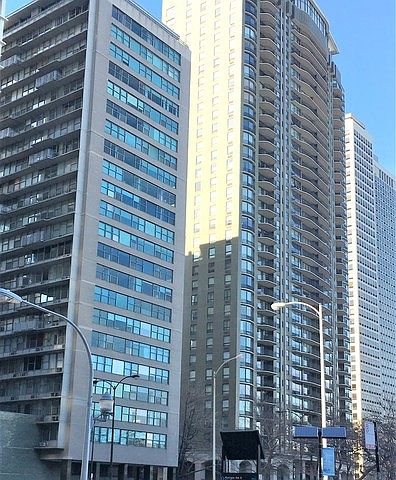 1st image of 1000 N Lake Shore Dr APT 902
