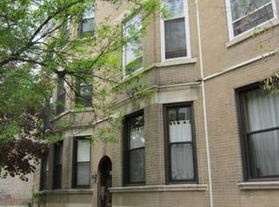 3214 W Altgeld St, Chicago, IL 60647