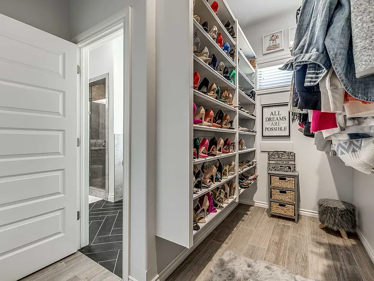 12925 Black Hills Dr — Photo 15