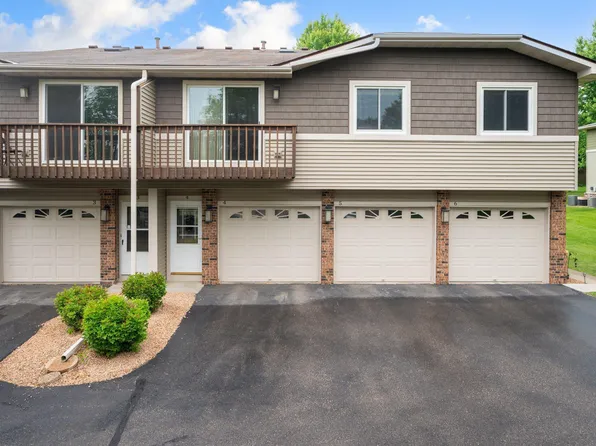 14205 44th Pl N APT 4, Plymouth, MN 55446