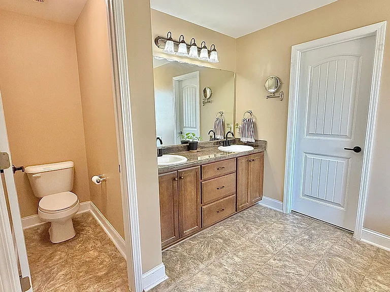 470 Briarcrest Dr NE — Photo 22