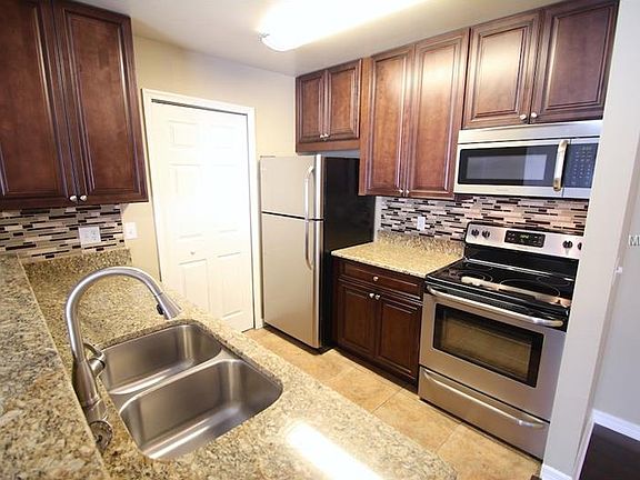 2nd image of 5974 Westgate Dr APT 304