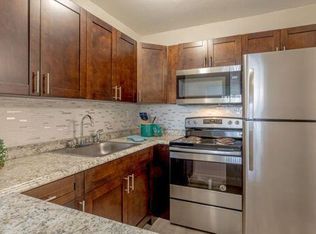 2708 Vandiver Dr APT 9C, West Palm Beach, FL 33409