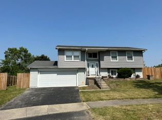 5611 Allemong Dr, Matteson, IL 60443