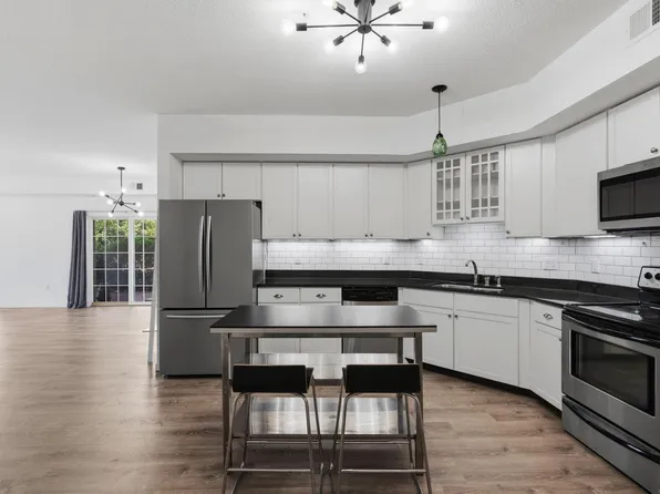 4132 Vernon Ave S #A104, Saint Louis Park, MN 55416