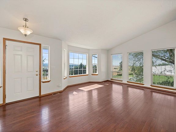4th image of 1116 N Olson Hill Ct