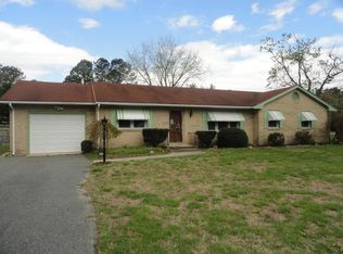 6591 Quercus Dr, Hebron, MD 21830