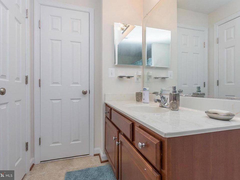 1st image of 65 Sanctuary Ln