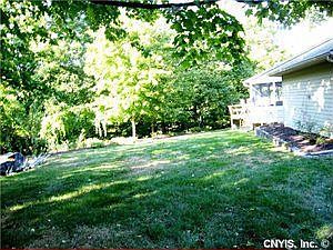 5th image of 7449 Northfield Ln