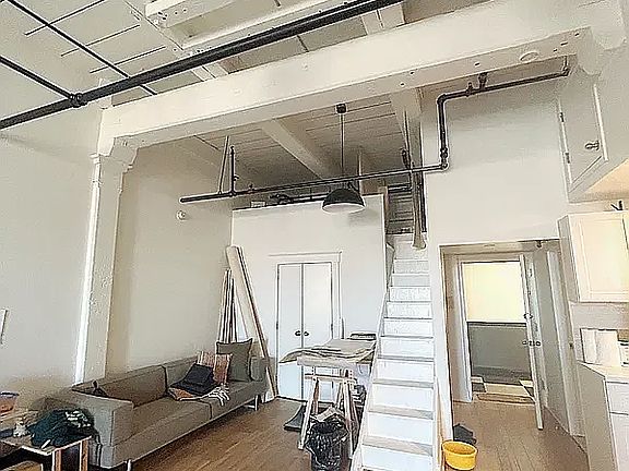 4th image of 25 Jay St APT 201