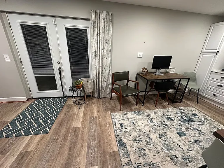 1159 Lancaster Dr #1 — Photo 6