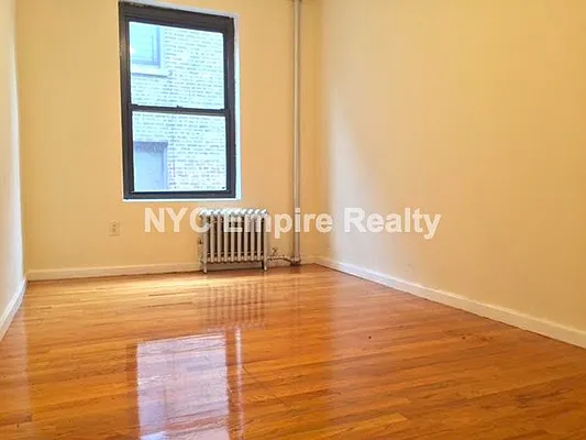 Rented by NYC Empire Realty Inc | media 4