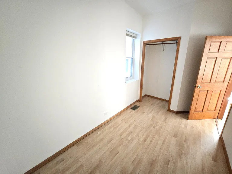 3402 S Aberdeen St #1F — Photo 5