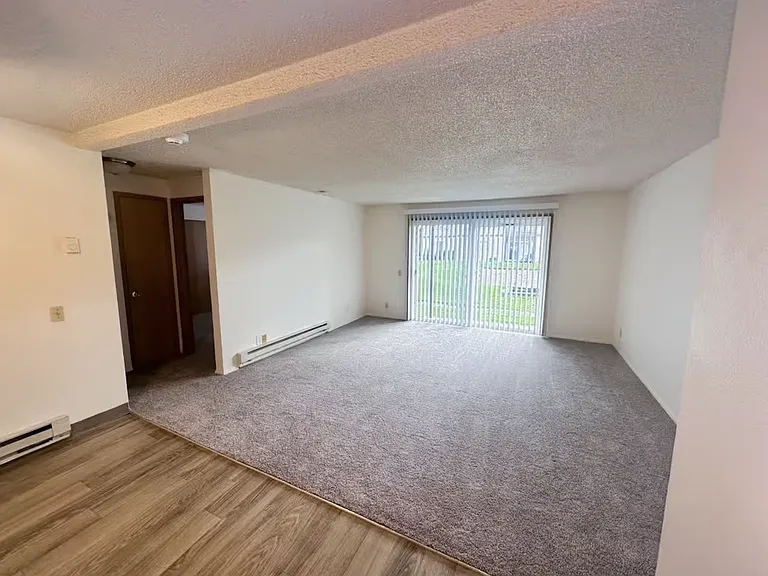 Woodland Greens Apartments — Photo 7