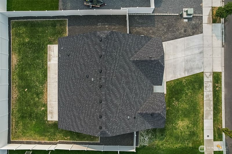 2nd image of 4229 W Cove West Drive