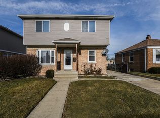 9726 Reeves Ct, Franklin Park, IL 60131