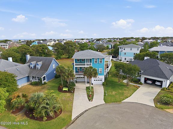 2nd image of 817 Ketch Court