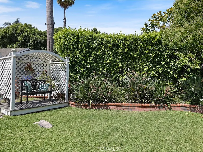 2642 Westminster Pl — Photo 48