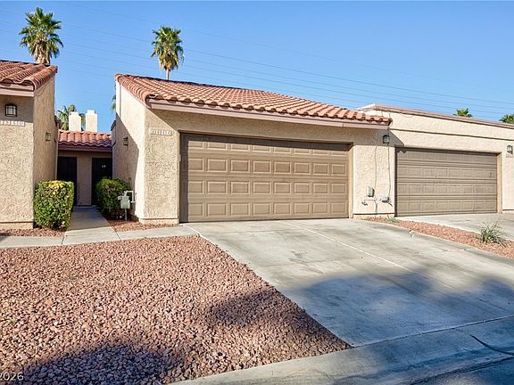 2nd image of 1844 Arbol Verde Way