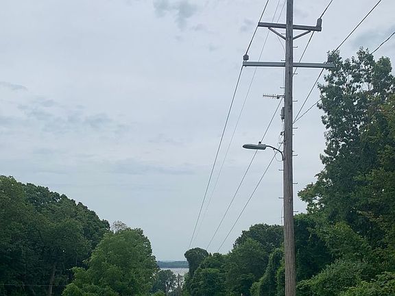 2nd image of 9640 Diamond Dr #B26