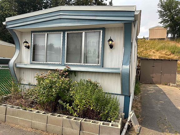 4th image of 1165 S Grand Ave Trailer 44