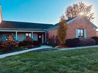 7947 Cliffwood Dr, Tipp City, OH 45371