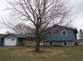 4242 Lakeside Dr, Rockford, IL 61101