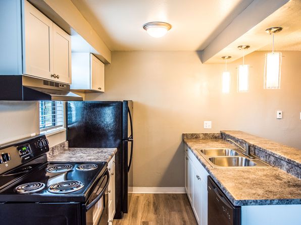 1436 S Irving St #A-321