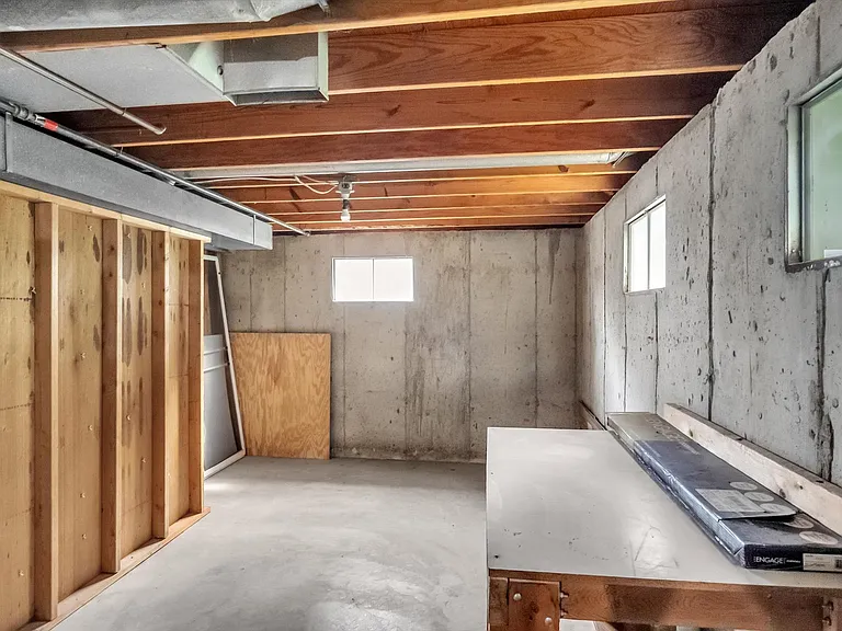 1338 Greenmar Dr — Photo 28