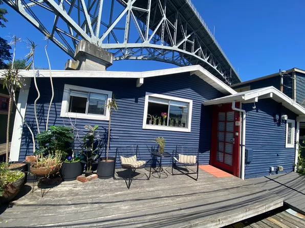 2768 Westlake Ave N, Seattle, WA 98109