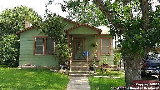 2nd image of 113 Leming Dr