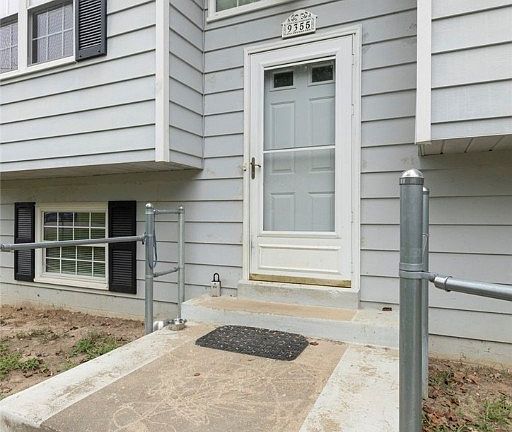 5th image of 9355 Lost Forest Dr