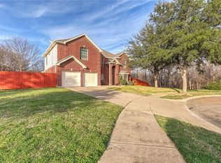 7 Whispering Bend Ct, Mansfield, TX 76063