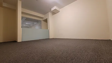 Rented by Julien Aractingi, LREB