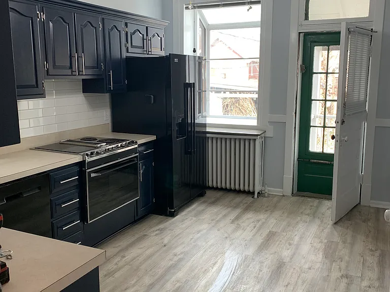 3635 Lafayette Ave — Photo 23