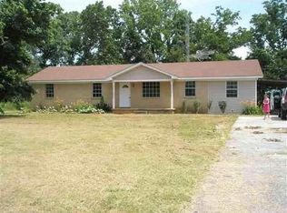 2010 Parkburg Rd, Medon, TN 38356