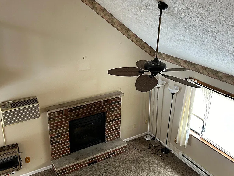 709 Edgewood Rd #1 — Photo 6