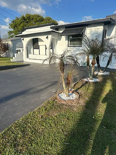 1915 Jersey Ave Photo 1