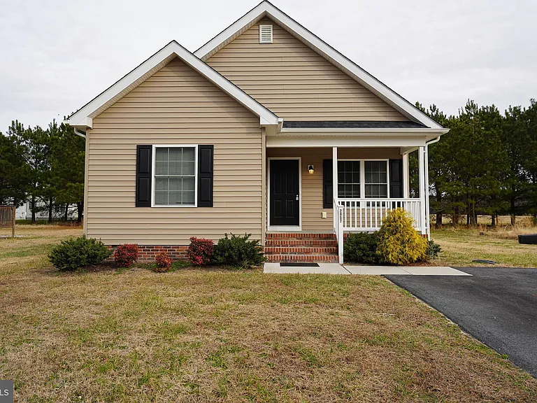 2007 S Old Mill Dr — Photo 1