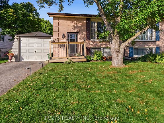 2nd image of 615 Deveron Cres