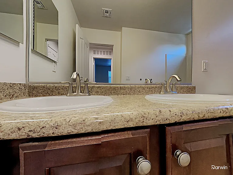 5711 E Adrian Ave — Photo 12