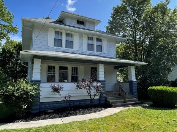 189 Union St, Bedford, OH 44146