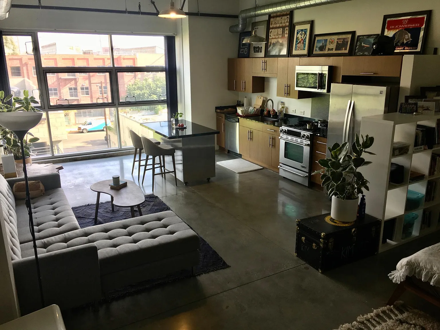 Studio, 880 sqft, $2,900 — Photo 1