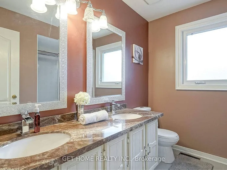 5668 Turney Dr #UPPER — Photo 21