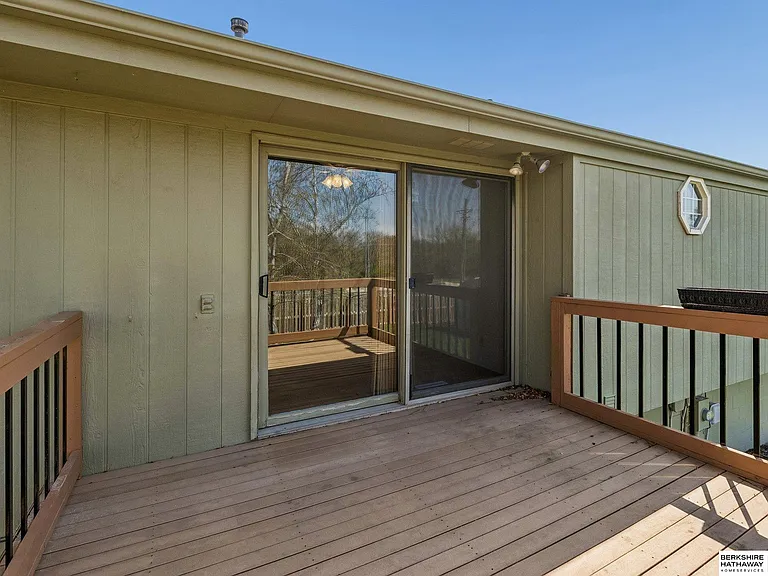 7308 S 155th Ave — Photo 33