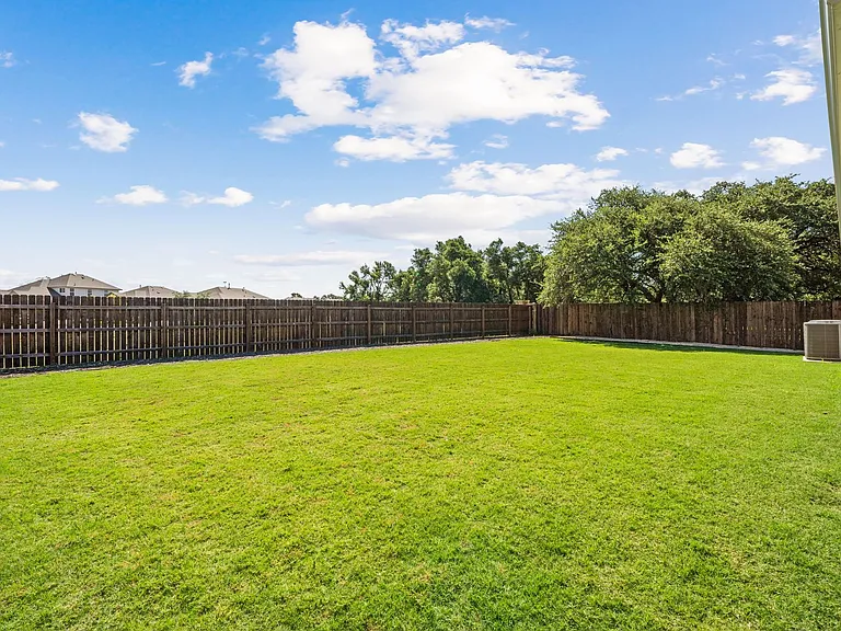 2412 Star Hill Rnch — Photo 43