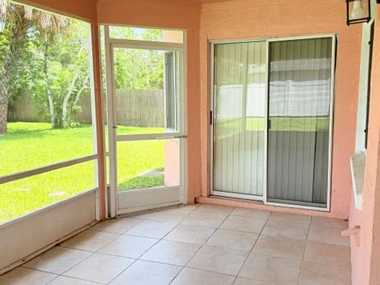 20 Palm Ln — Photo 31