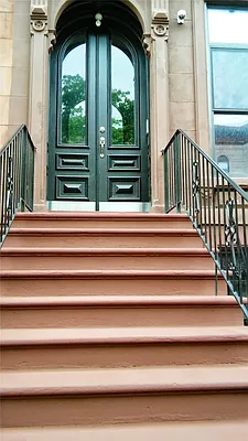 Rented by R New York | media 3