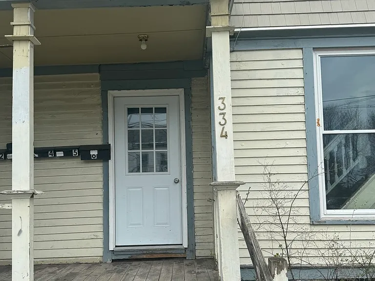 334 Clay St #5 — Photo 8